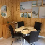 Salted Caramel Z Sauna Relaks Blisko Leby דירה *